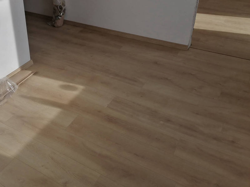 Pokládání podlahy foto po realizaci 2